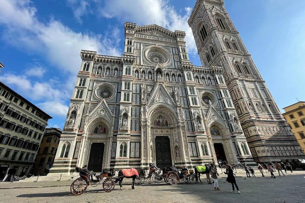 Unyca - Duomo Luxury View Apartment Florenţa Exterior foto